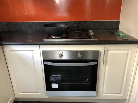 Doncaster Westfield Home Stay - Palm Beach Accommodation 14