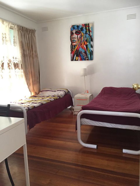 Doncaster Westfield Home Stay - Palm Beach Accommodation 44
