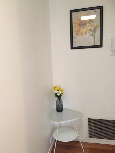 Doncaster Westfield Home Stay - Palm Beach Accommodation 35