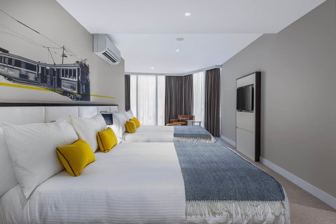 Peppers Docklands - Palm Beach Accommodation 15