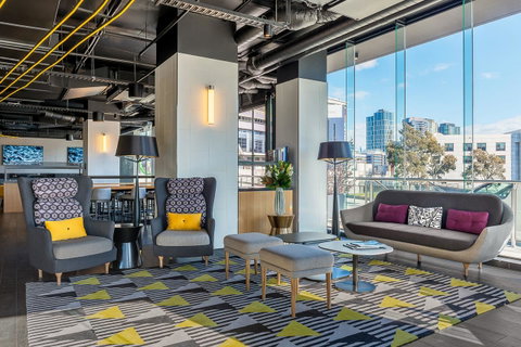 Peppers Docklands - Palm Beach Accommodation 43