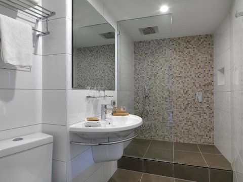 Hotel Grand Chancellor Melbourne - Palm Beach Accommodation 6