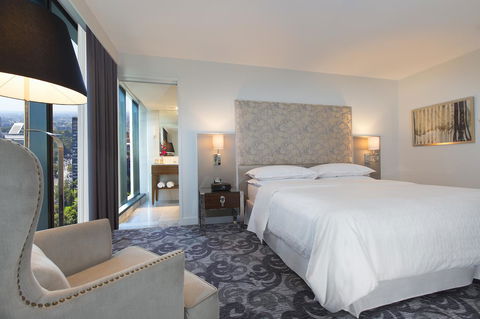 Sheraton Melbourne Hotel - Palm Beach Accommodation 13