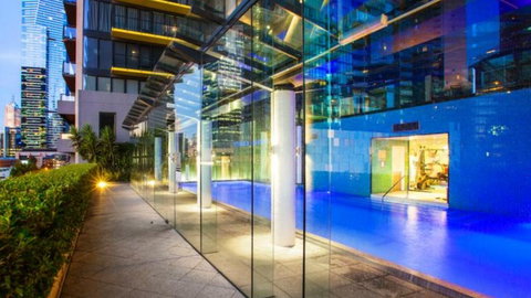 225 Melbourne Tower - Palm Beach Accommodation 23