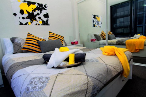 225 Melbourne Tower - Palm Beach Accommodation 11