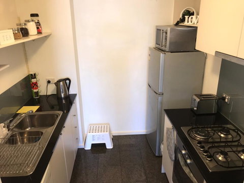 225 Melbourne Tower - Palm Beach Accommodation 14