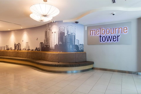 225 Melbourne Tower - Palm Beach Accommodation 4