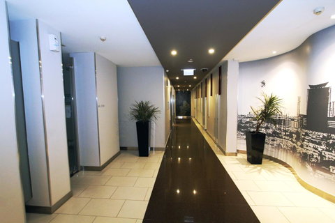 225 Melbourne Tower - Palm Beach Accommodation 25