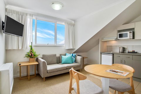 Aligned Corporate Residences Williamstown - Palm Beach Accommodation 19
