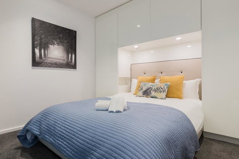 Southbank Biz-Biz Hotel Apartment - Palm Beach Accommodation 3