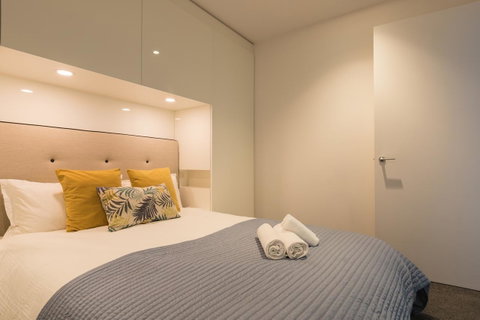 Southbank Biz-Biz Hotel Apartment - Palm Beach Accommodation 4