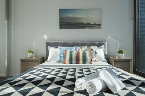 Southbank Biz-Biz Hotel Apartment - Palm Beach Accommodation 6