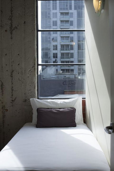 Punthill Apartment Hotel - Manhattan - Palm Beach Accommodation 4