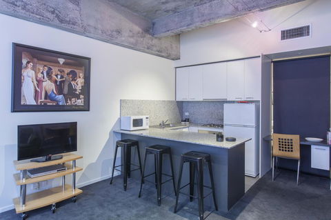 Punthill Apartment Hotel - Manhattan - Palm Beach Accommodation 6