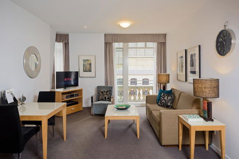 Treasury On Collins - Palm Beach Accommodation 30