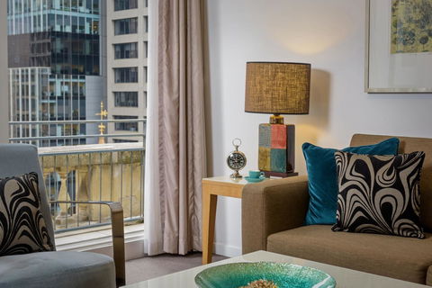 Treasury On Collins - Palm Beach Accommodation 29