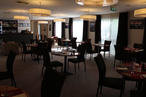 Bairnsdale International - Palm Beach Accommodation 16