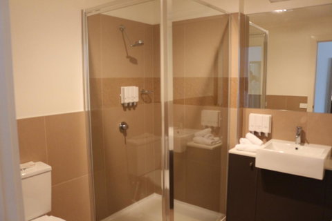 Bairnsdale International - Palm Beach Accommodation 27