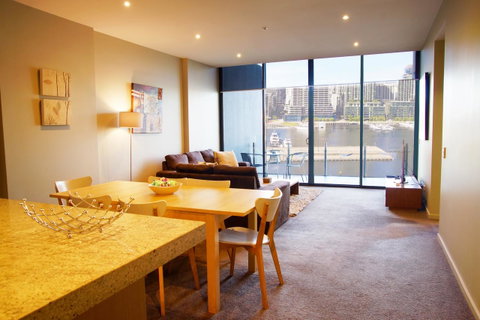 Accent Accommodation@Docklands - Palm Beach Accommodation 33