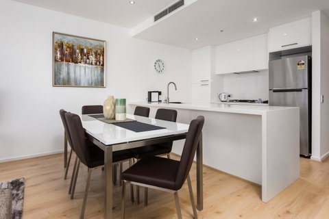 Accent Accommodation@Docklands - Palm Beach Accommodation 11