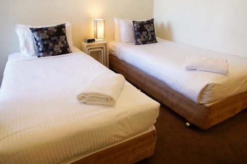 Accent Accommodation@Docklands - Palm Beach Accommodation 18