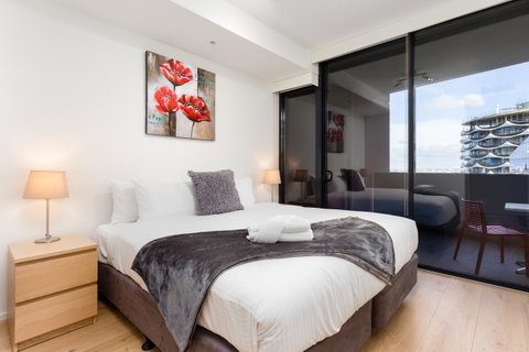 Accent Accommodation@Docklands - Palm Beach Accommodation 29