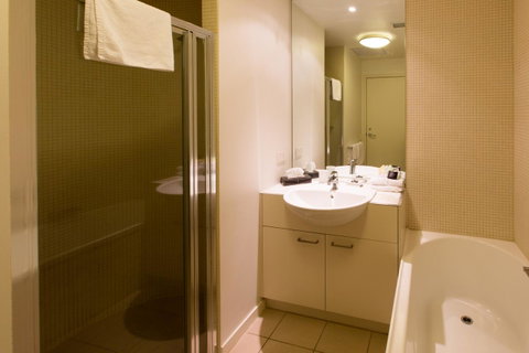 Accent Accommodation@Docklands - Palm Beach Accommodation 21