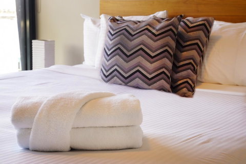 Accent Accommodation@Docklands - Palm Beach Accommodation 5