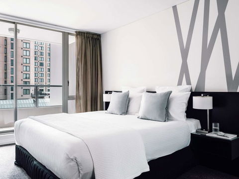 Quay West Suites Melbourne - Palm Beach Accommodation 17