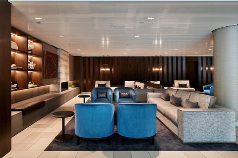 Quay West Suites Melbourne - Palm Beach Accommodation 9