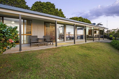 The Bird House - Palm Beach Accommodation 3