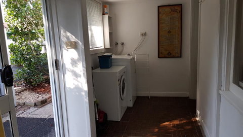 The Camperdown Mill - Palm Beach Accommodation 3