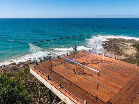 THE DECK HOUSE - A WYE RIVER ICON - Palm Beach Accommodation 1