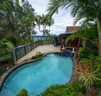 The Hillside Cottage - Palm Beach Accommodation