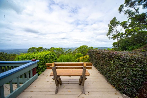 The Hillside House - Palm Beach Accommodation 0