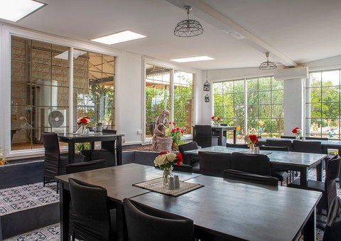 The Old Convent Dalwallinu - Palm Beach Accommodation 1