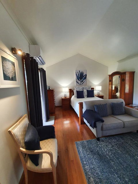 The Paddocks - Palm Beach Accommodation 0