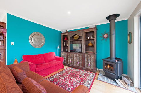 The Retreat - Palm Beach Accommodation 0