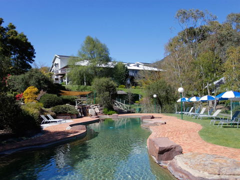 The Sebel Pinnacle Valley - Palm Beach Accommodation 3