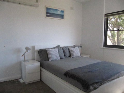 The Somerton Beach Retreat - Palm Beach Accommodation 2
