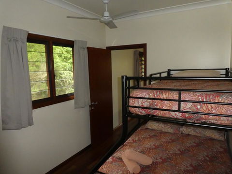 The Summit Bed & Breakfast - Palm Beach Accommodation 1