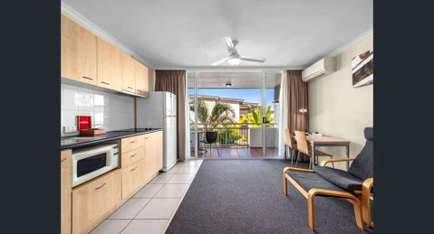 The Wellington Apartment Hotel - Palm Beach Accommodation 3