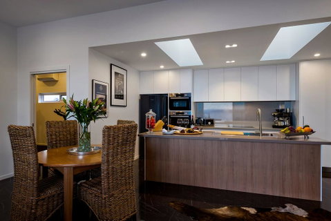 Tinderbox Retreat - Palm Beach Accommodation 1