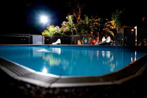 Tommo's Motor Lodge - Palm Beach Accommodation 3