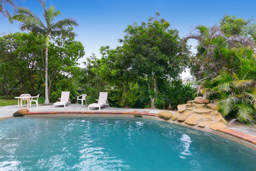 Mount Coot Tha QLD Palm Beach Accommodation