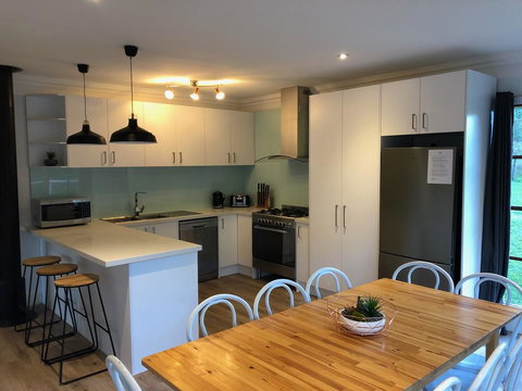 Toorongo River Chalets - Palm Beach Accommodation 1