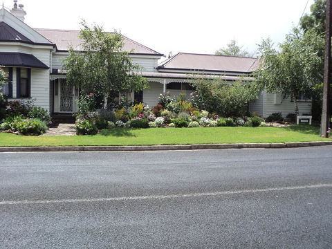 Travellers Rest B&B - Palm Beach Accommodation 1
