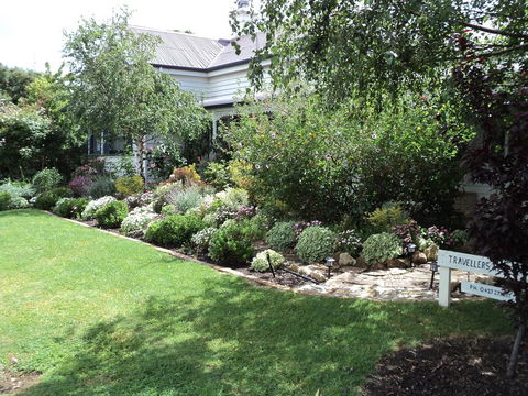 Travellers Rest B&B - Palm Beach Accommodation 0