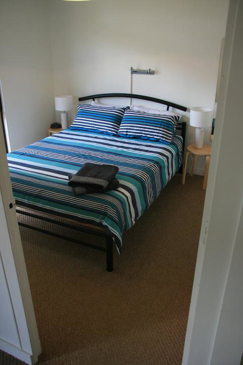 Unit1, Graydon Lodge - Palm Beach Accommodation 0