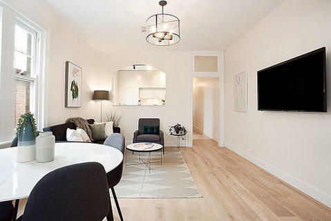 Urban Rest - High St - Palm Beach Accommodation 1